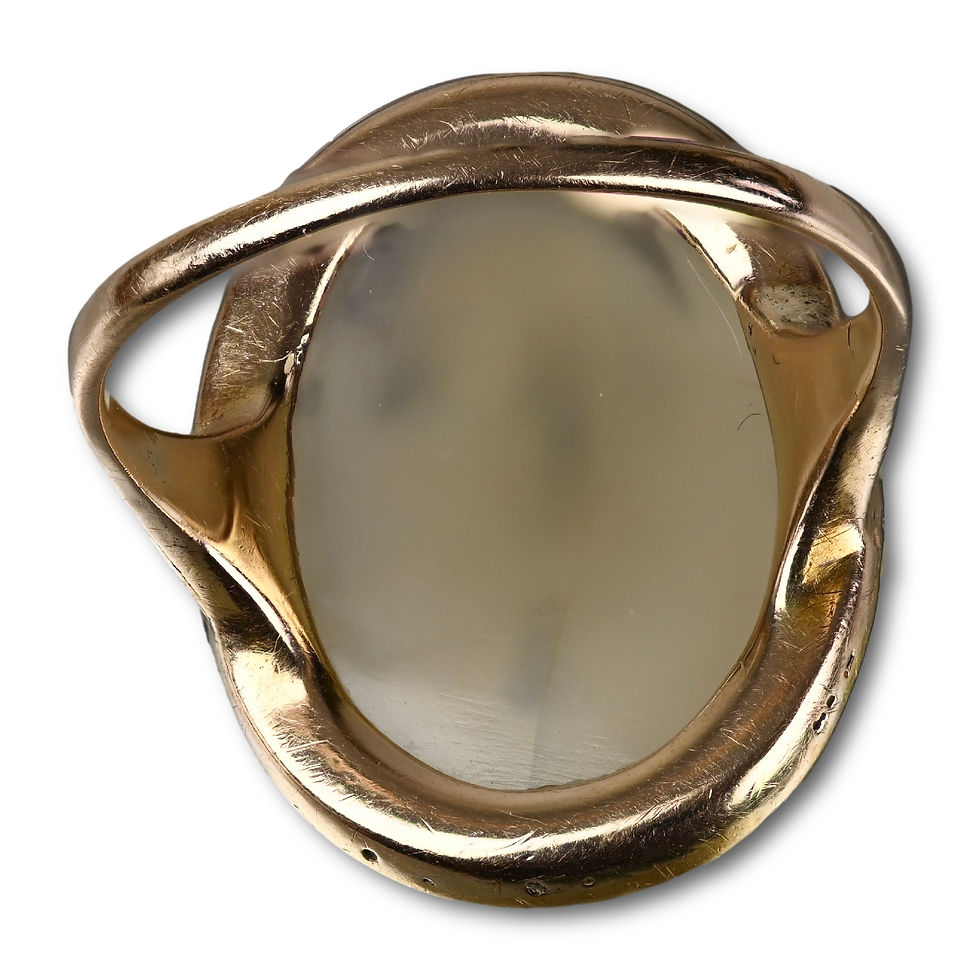 Thumbnail: Ring with a medieval cameo of the Adoration of the Magi. Italian, 15th century.
