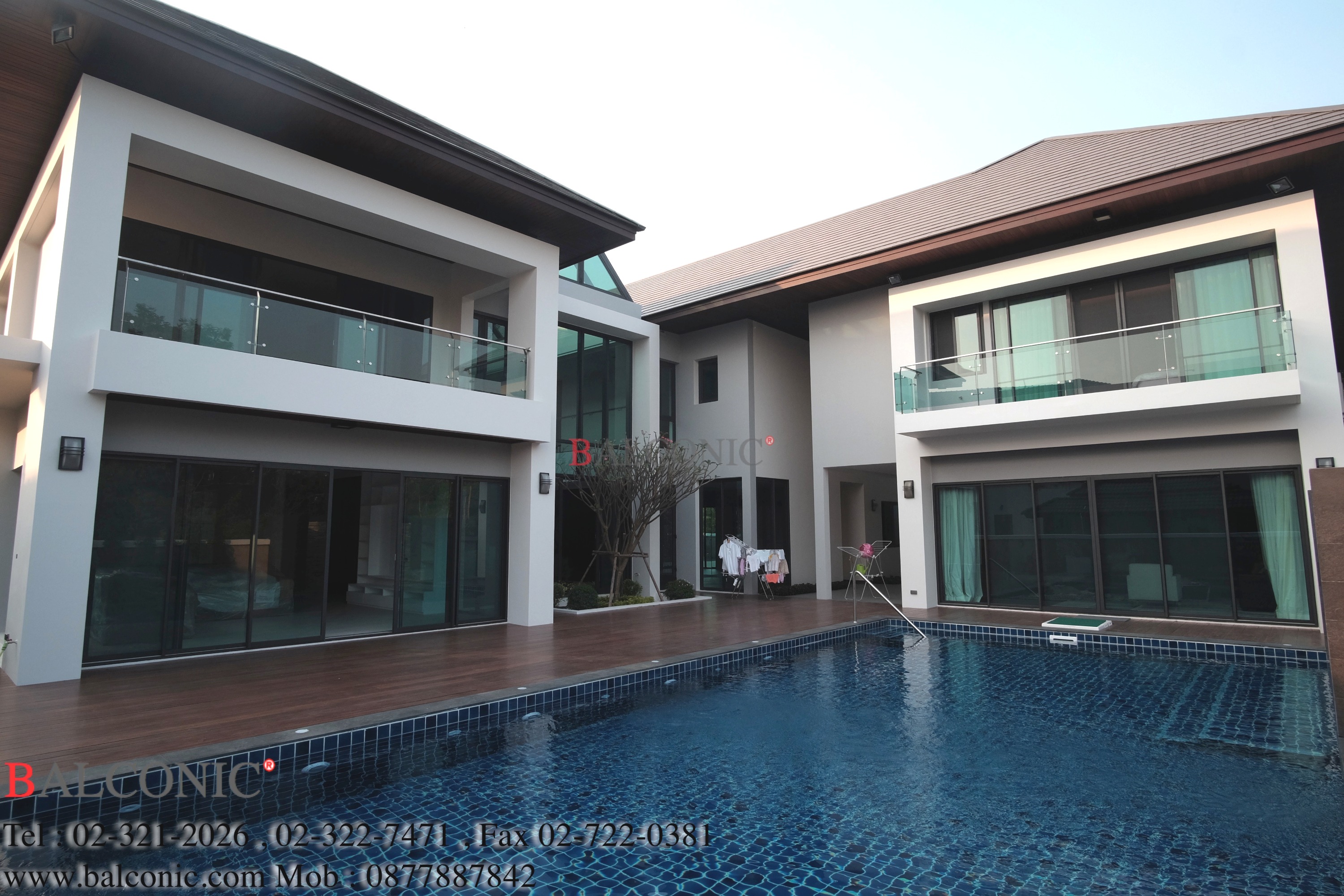 ราวกันตก ระเบียง ชั้น 2
