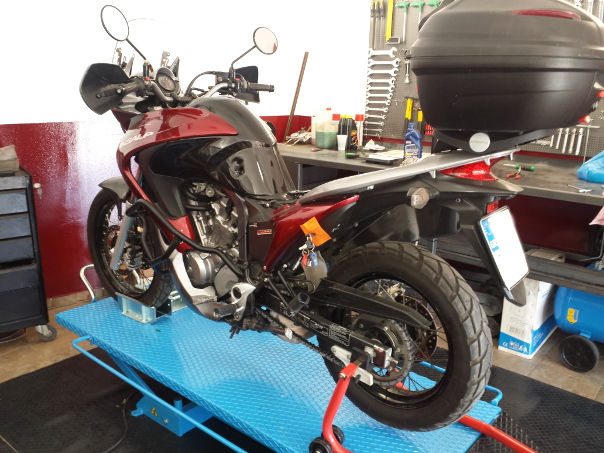 HONDA TRANSALP XL700V