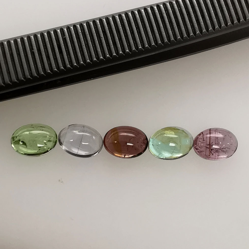 Miniature : Assortiment 5 Tourmalines pastel 7x5 mm
