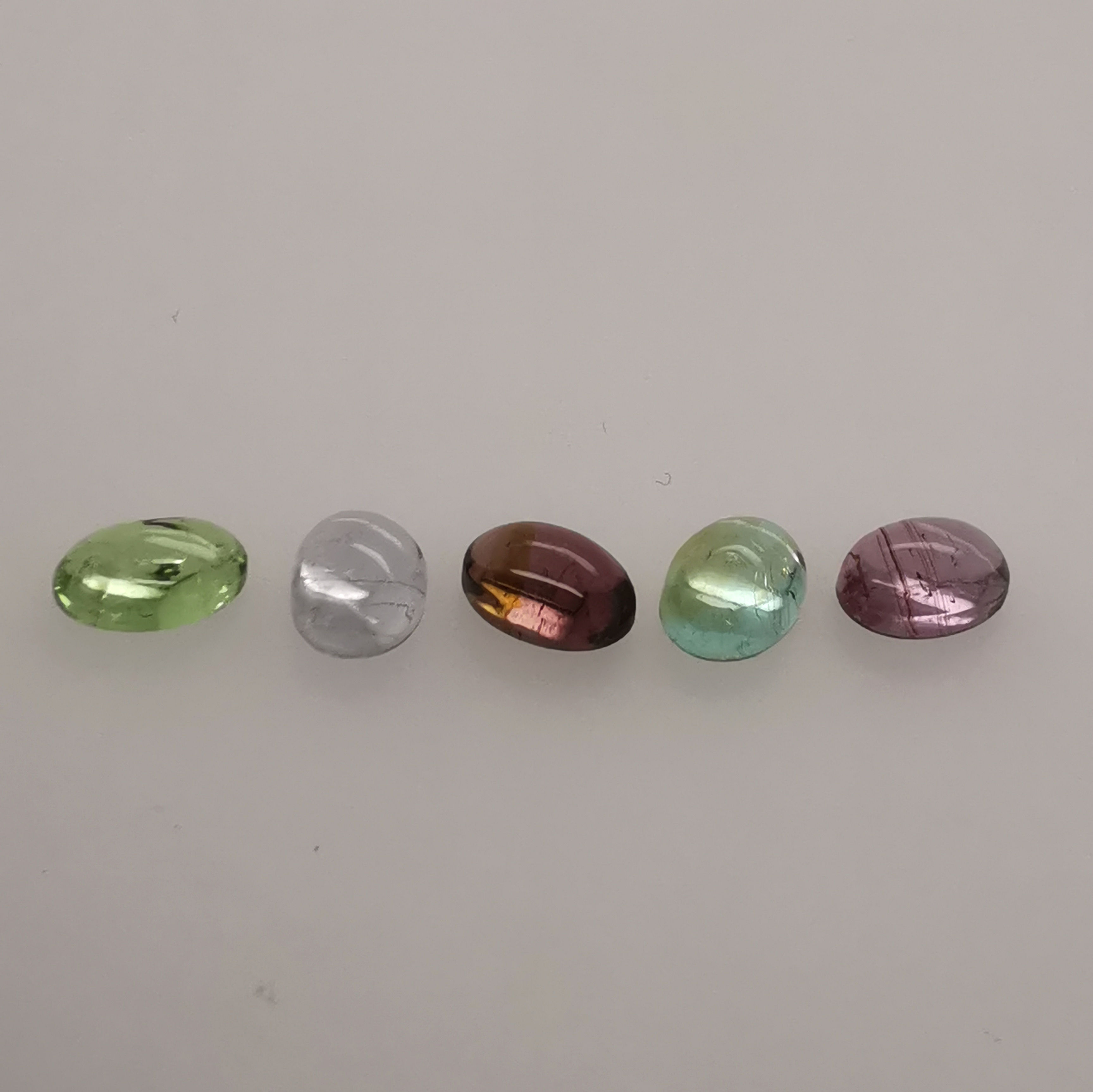 Assortiment 5 Tourmalines pastel ovales cabochons