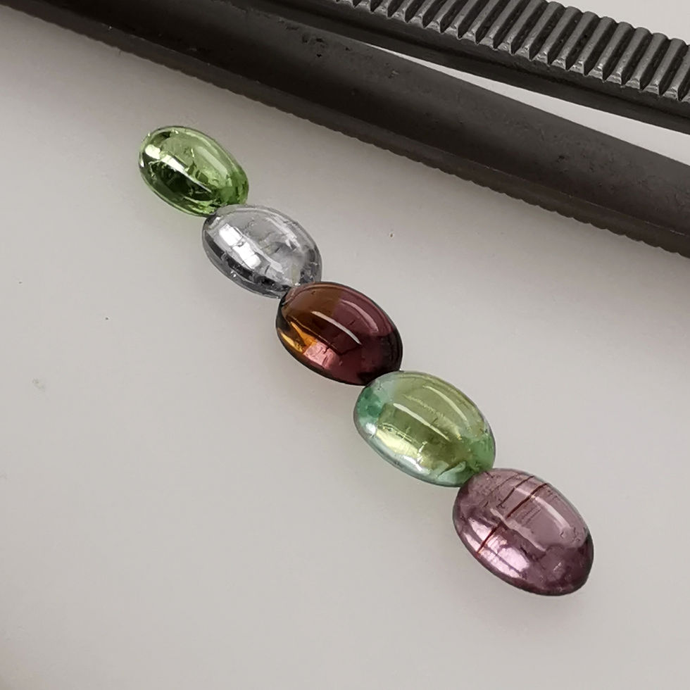 Miniature : Assortiment 5 Tourmalines pastel 7x5 mm