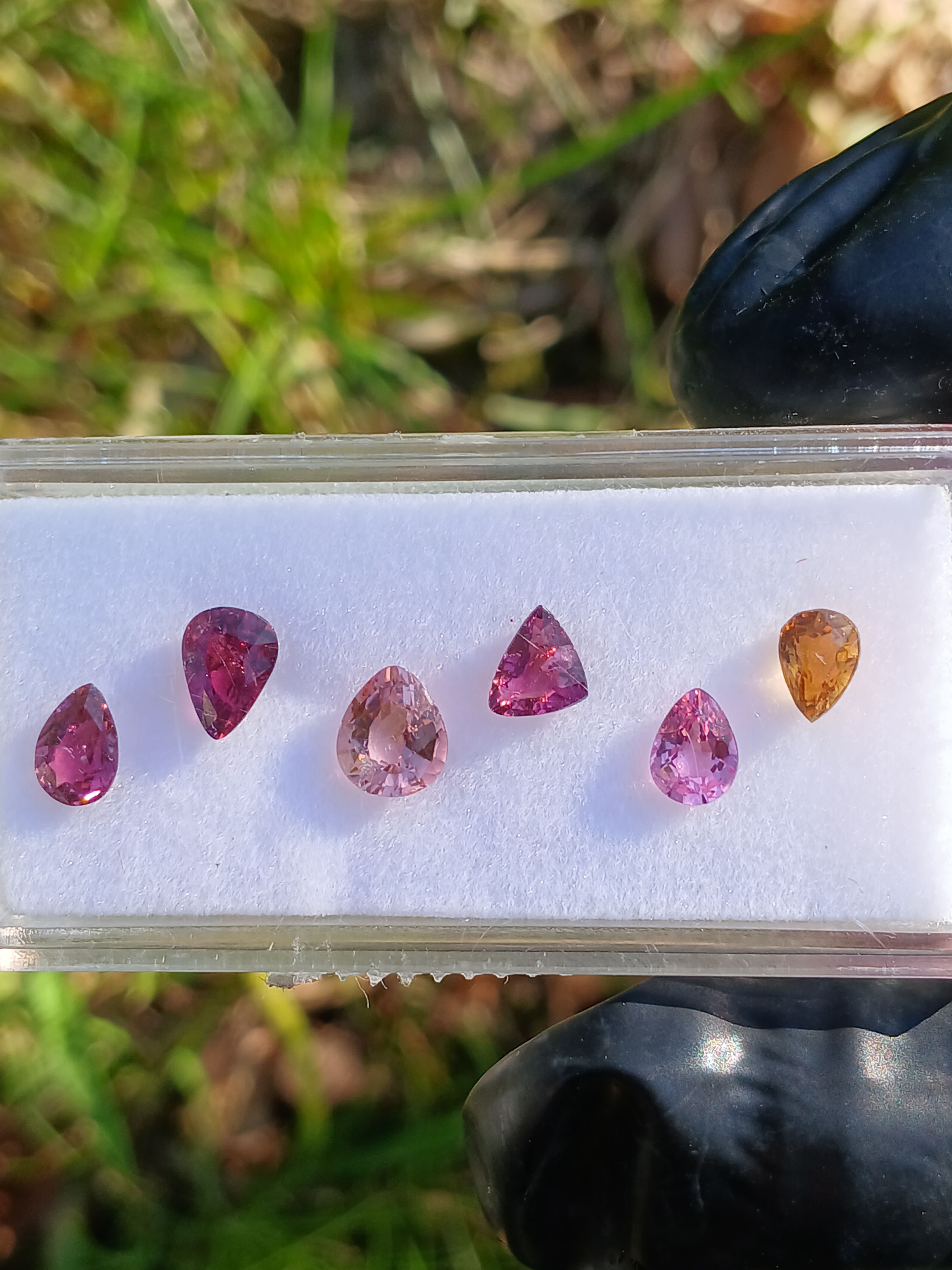 Assortiment de 6 Tourmalines multicolor