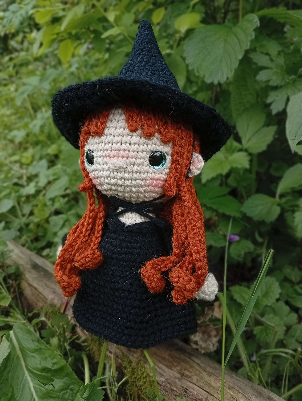Thumbnail: Witchy Sisters