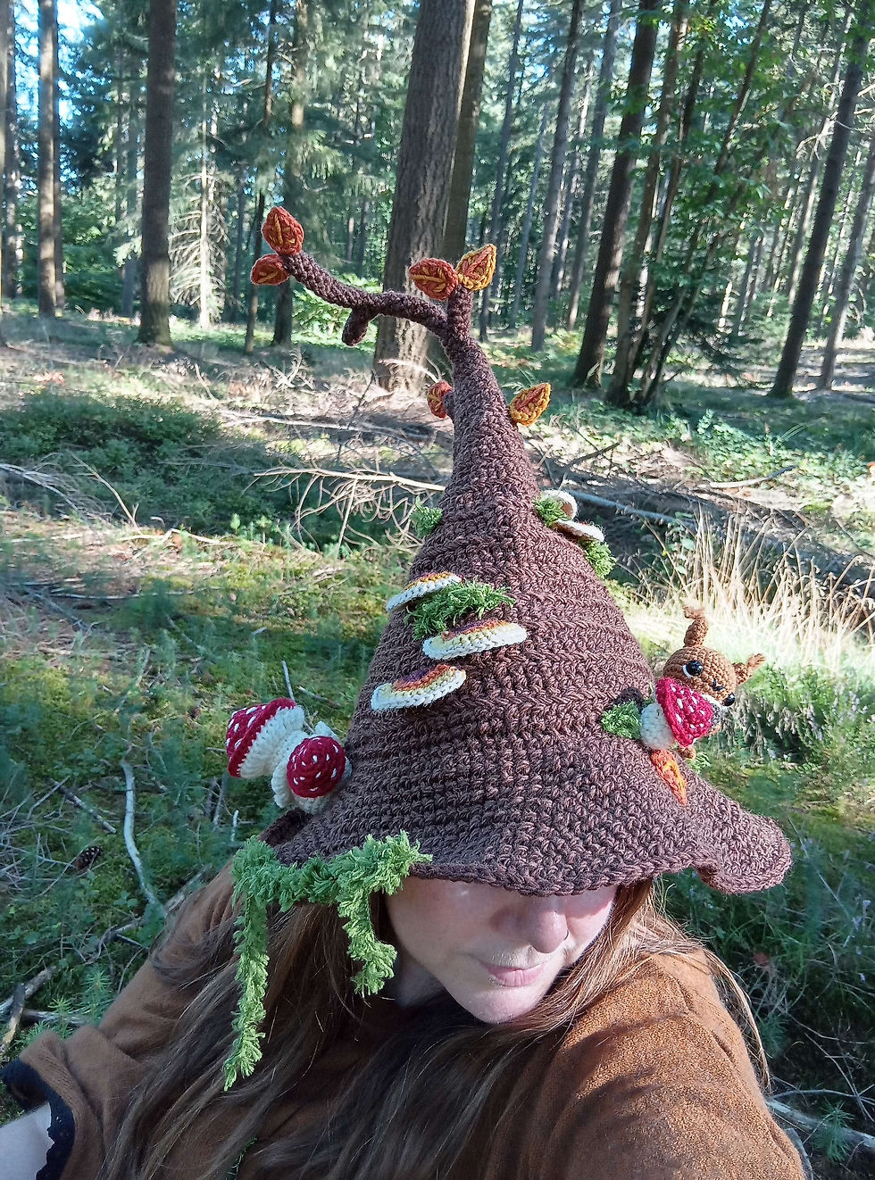 Thumbnail: Autumn Tree Witch Hat