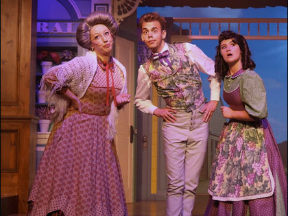 Trouble in Hunky Dory