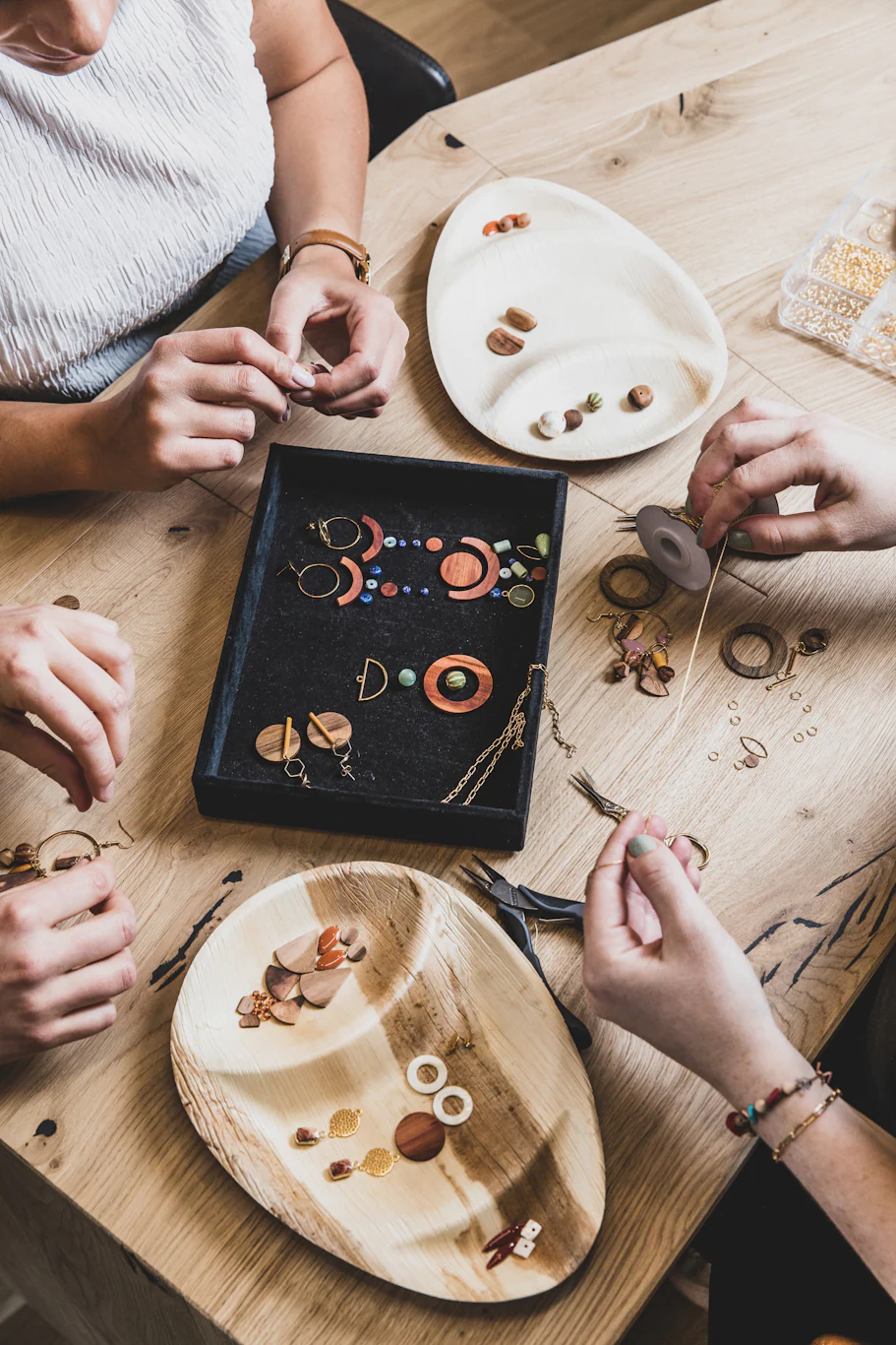 Schmuck Workshops mit ASTWERK