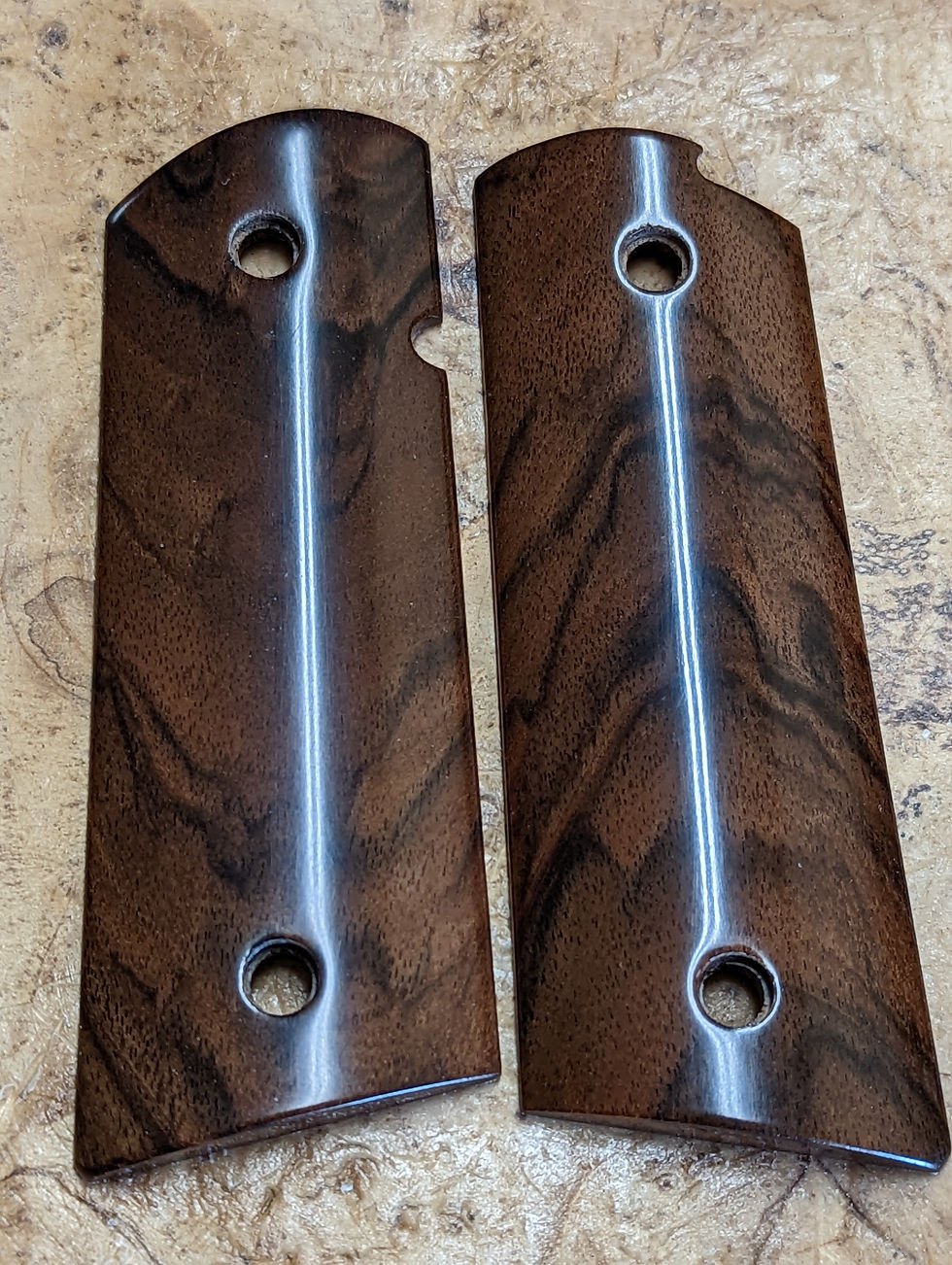 Thumbnail: English Walnut 30