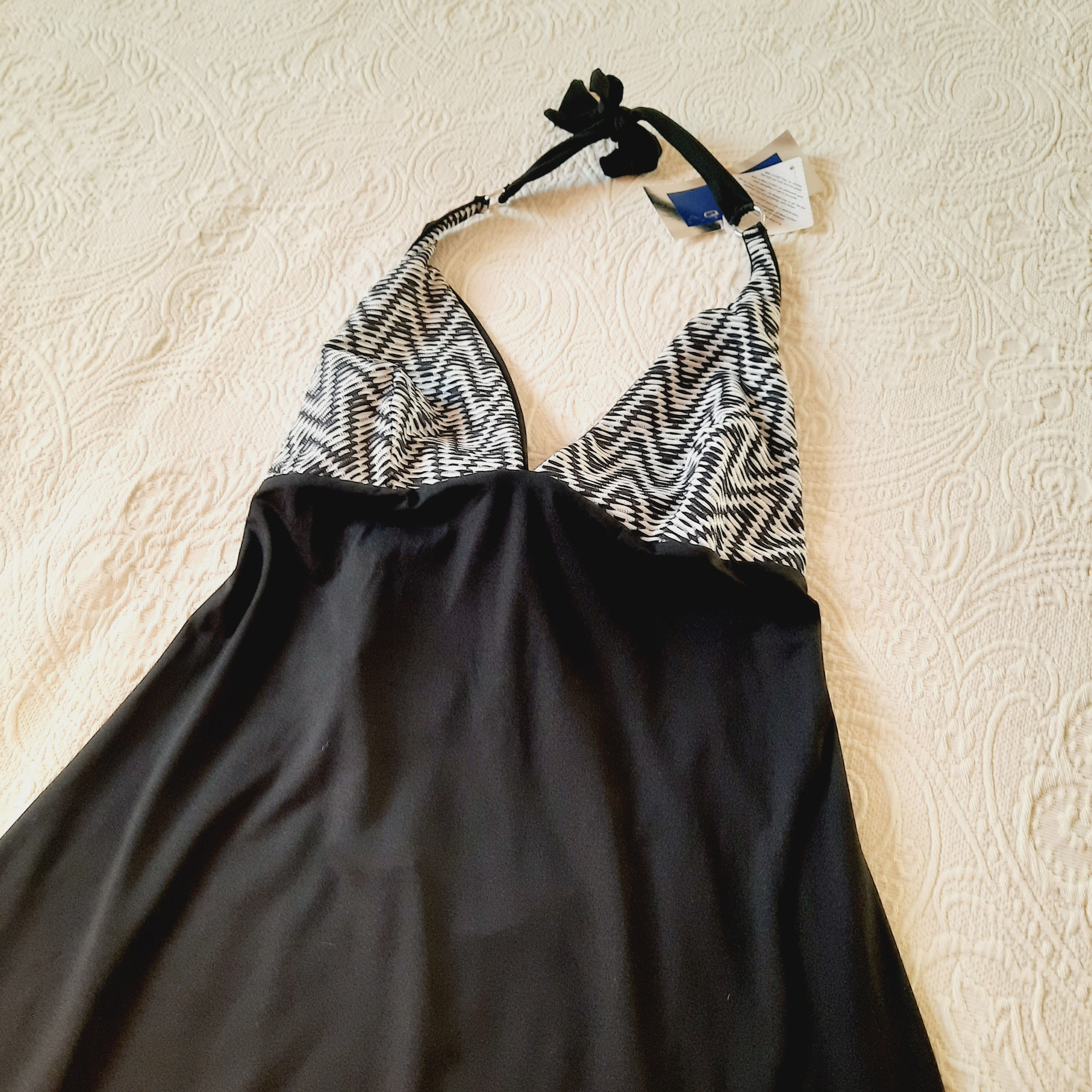 Black and white dress