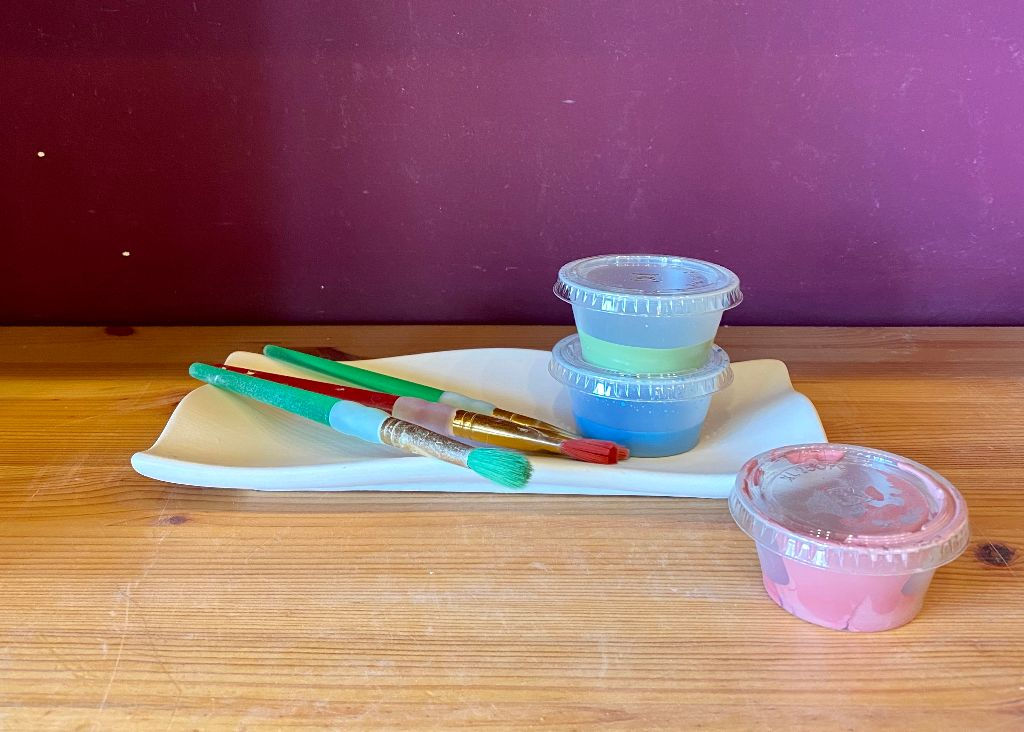 Scalloped Flare Dish