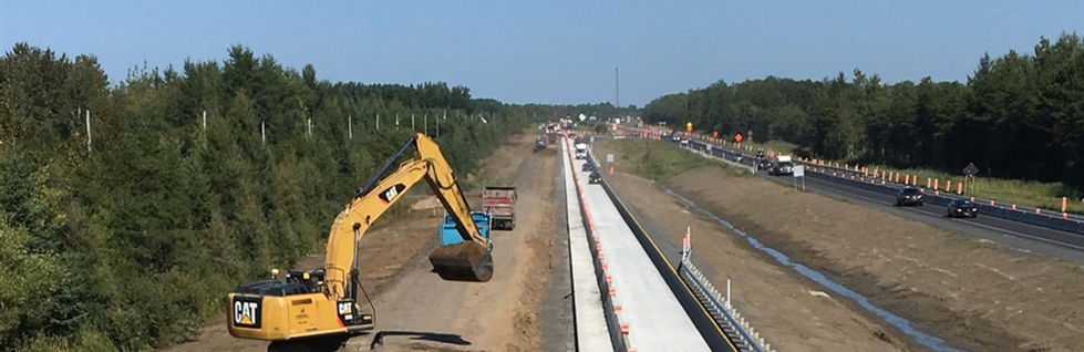 Construction de l'Autoroute 20 au Québec