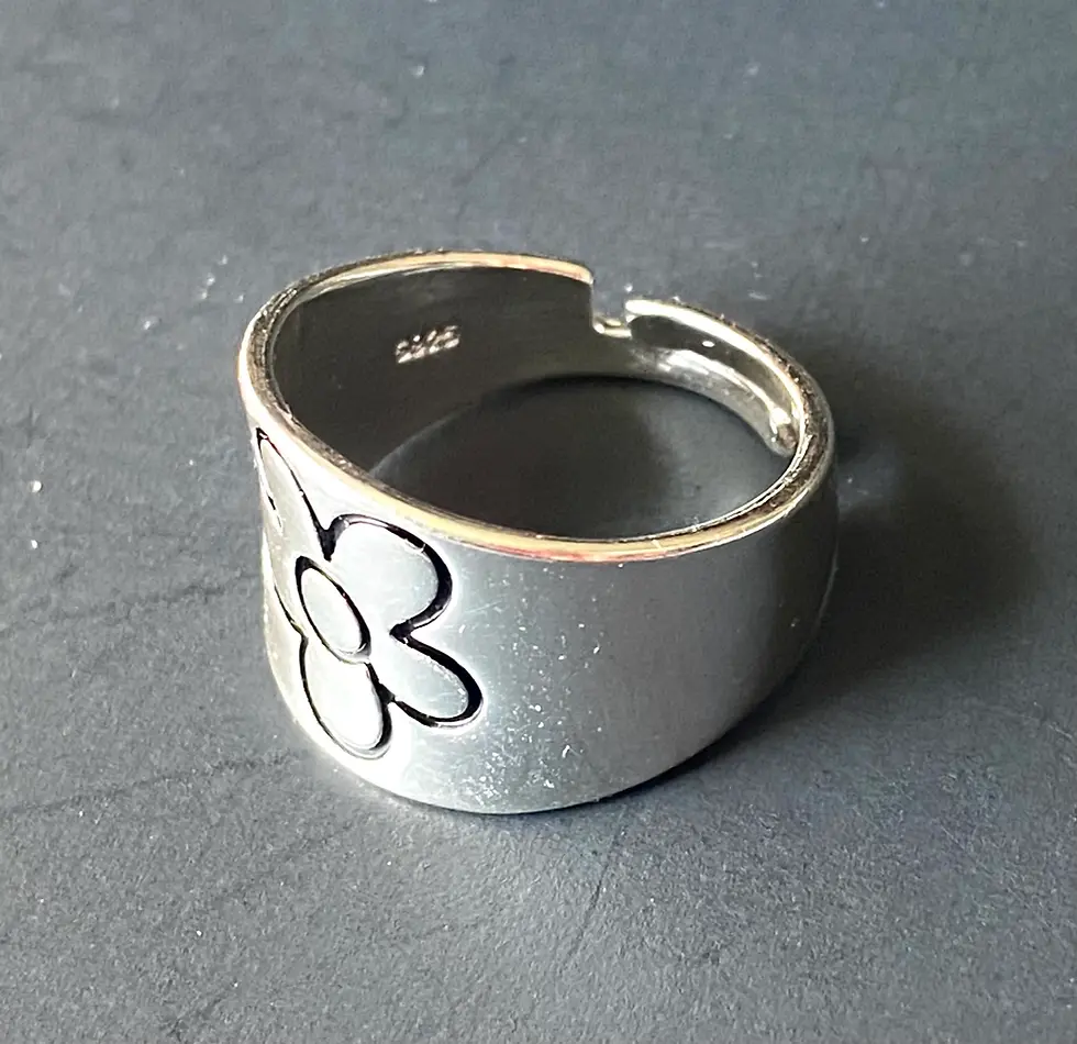Thumbnail: Small Daisy Flower Ring, Flower Rings for Women, flower ring silver, adjustable 