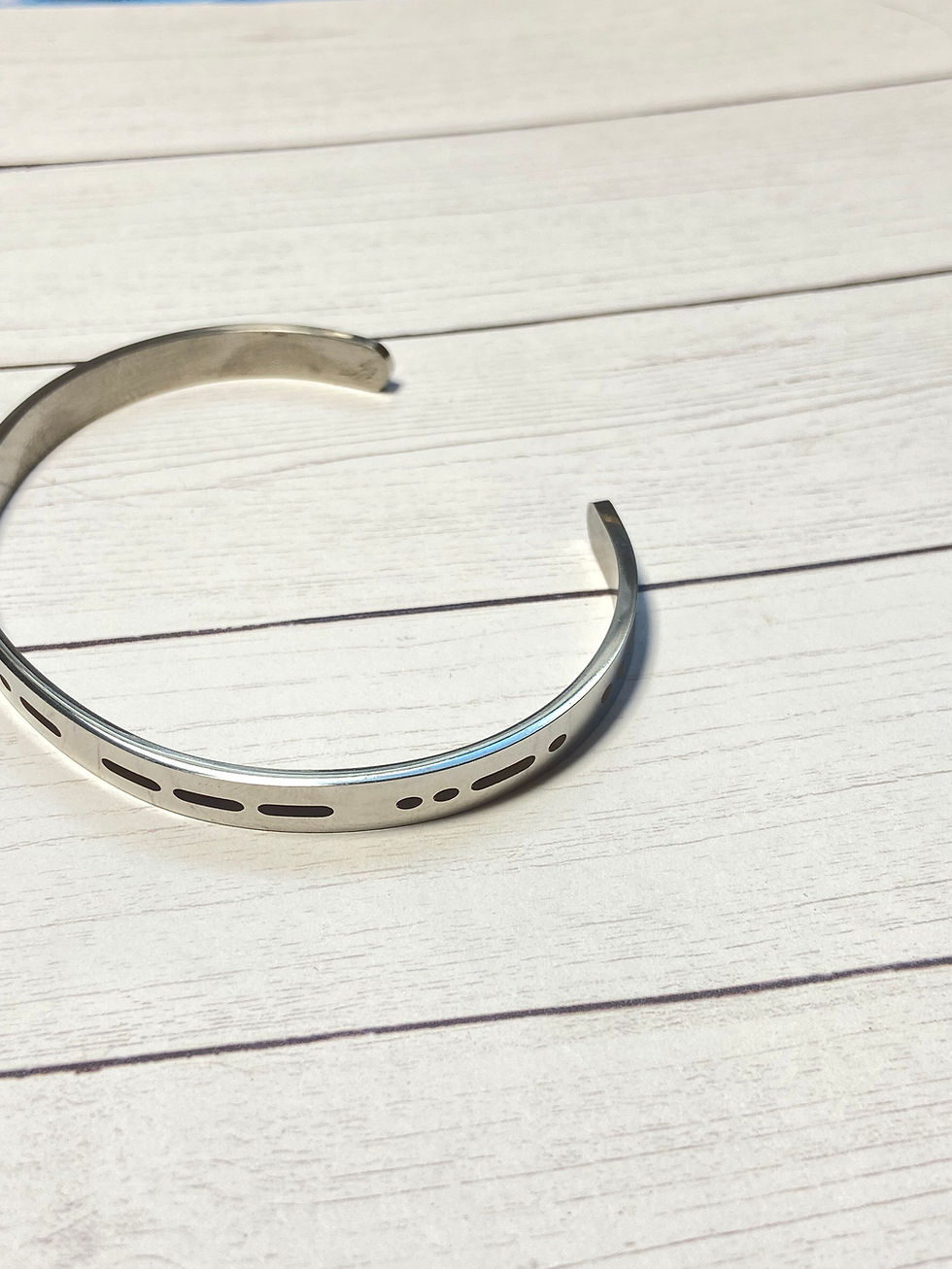 Thumbnail: Fuck off jewelry, bracelet that says fuck off in morse code, hidden message