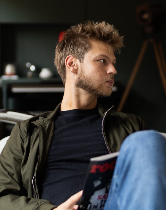 Portrait-Adrien-JJr.jpg
