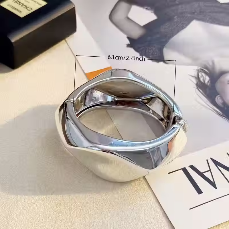 Thumbnail: Geometric Acrylic Hinged Bangle