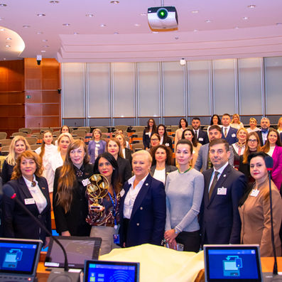 🇪🇺 Pina Picierno — віцепрезидентка Європарламенту, яка підтримала Business Woman Forum 2025 у Брюсселі