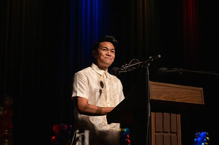 CSULB_Filipino Graduation-48.jpg