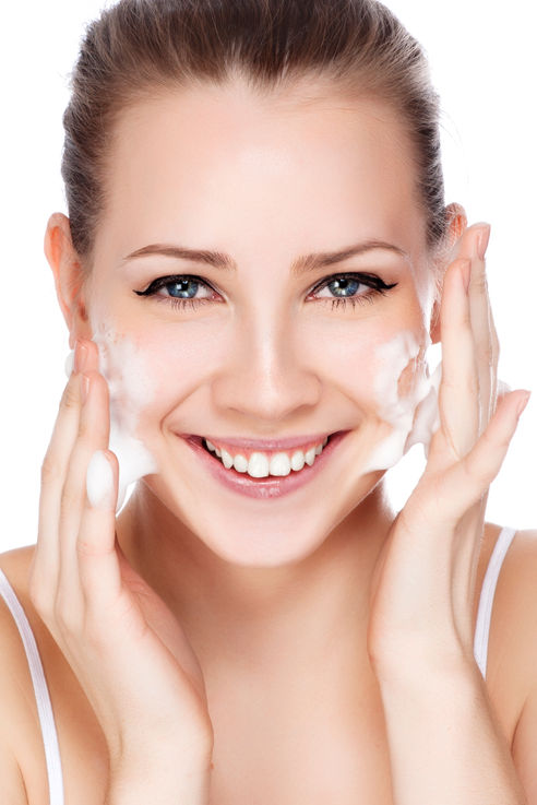 Tips Cuci Muka Yang Betul, Korang Tahukah?