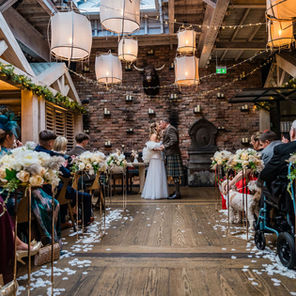 Forgan’s Broughty Ferry Wedding Photography – Neil & Susan’s December Wedding