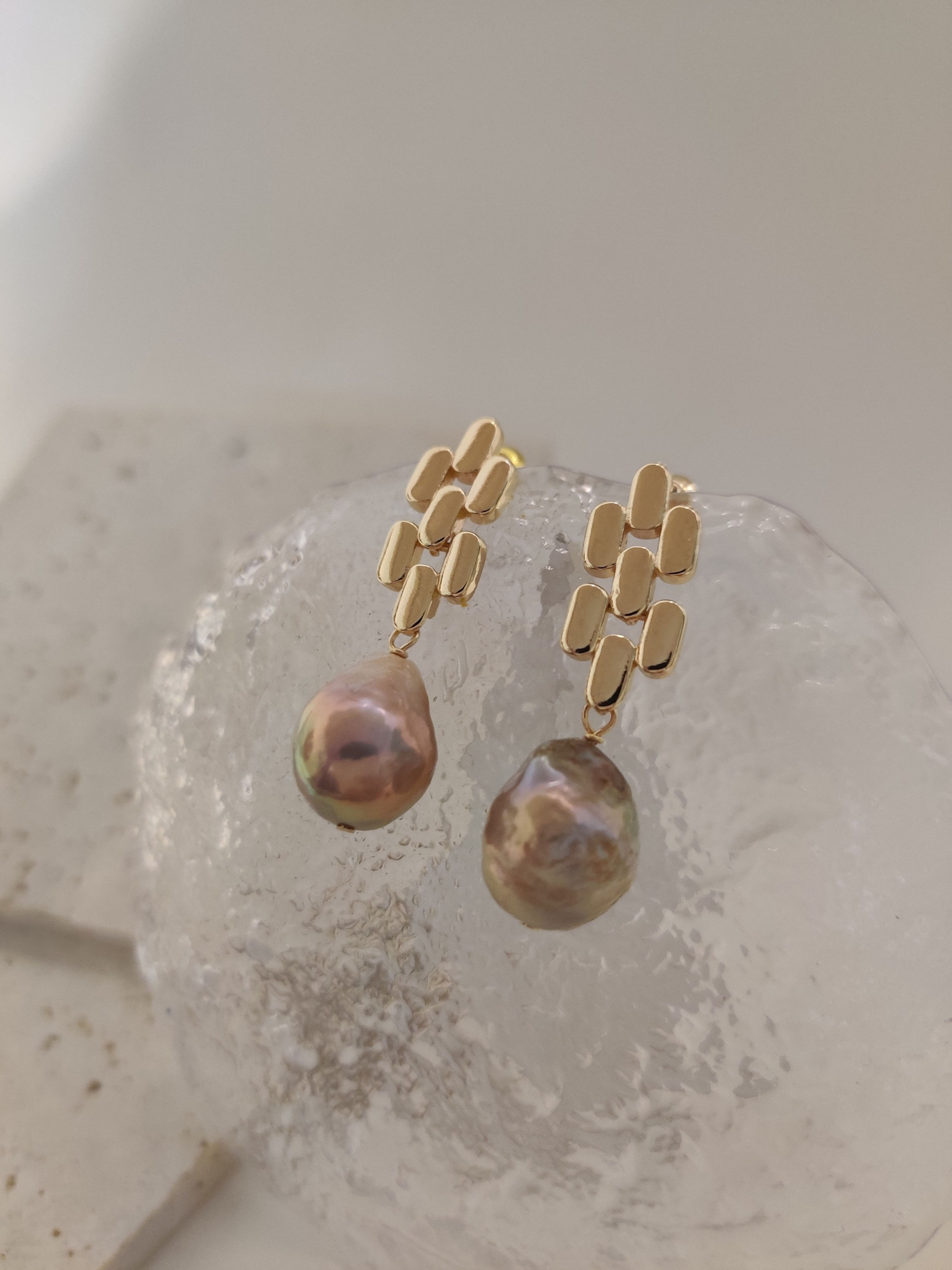 Natural Pearl Chain Earrings | Mermaid Color 9-10mm Pearls 