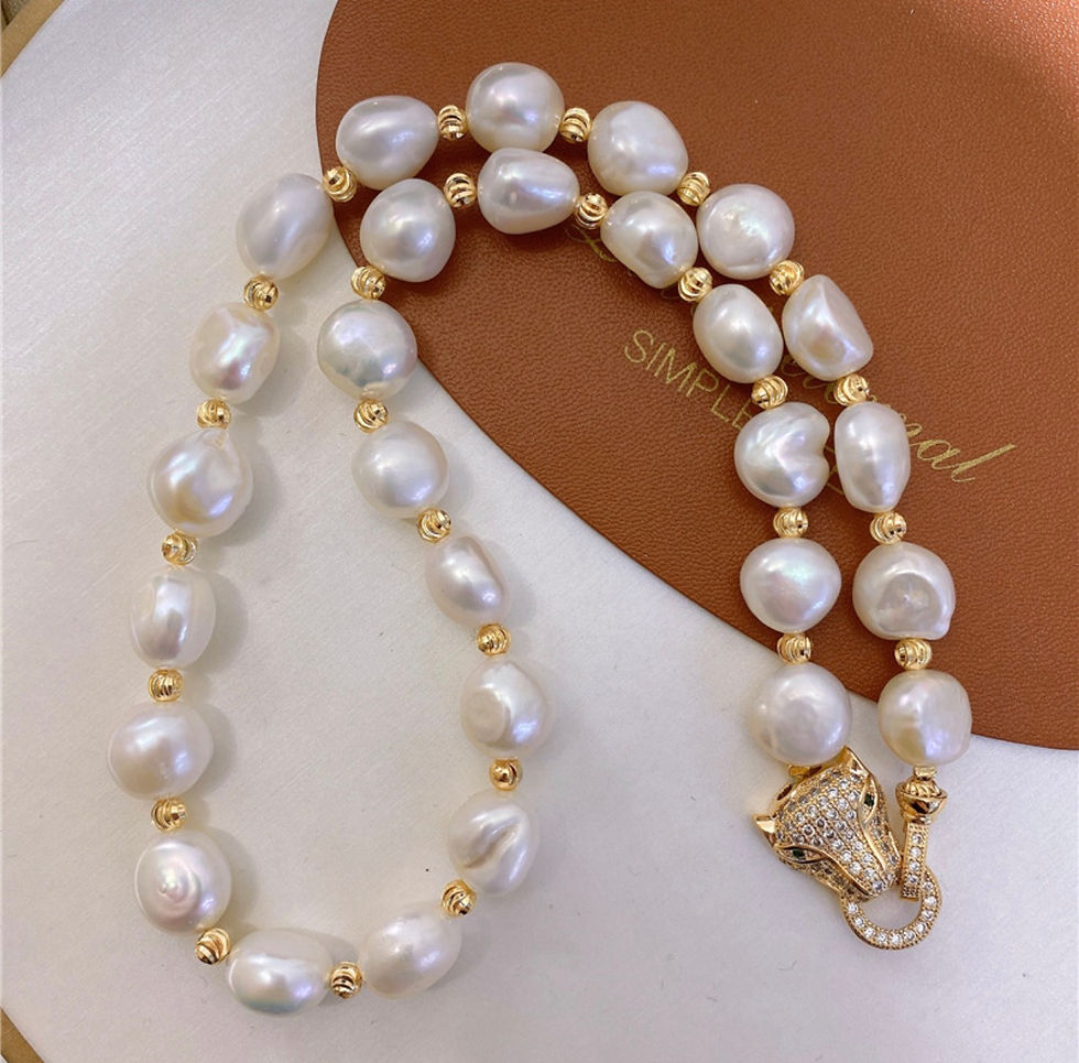 Thumbnail: Natural Pearl Necklace and Bracelet 