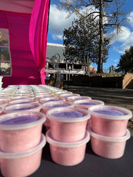 Surfhicks live spun cotton candy at the Grand Ole Opry music catering event