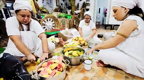 FAZENDO COMIDAS.png