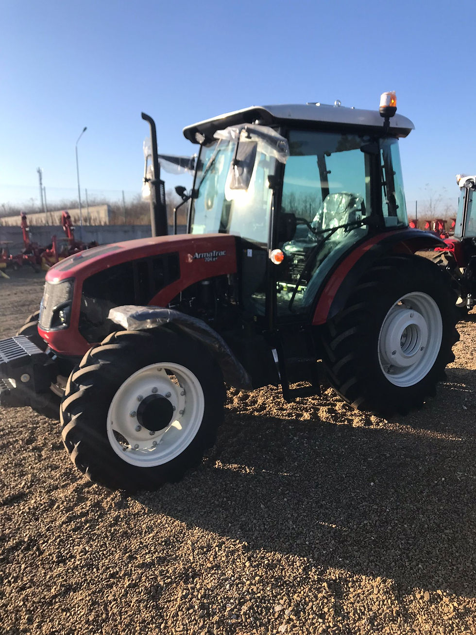 Thumbnail: Tractor Armatrac 704 E+ / cabin - 70CP