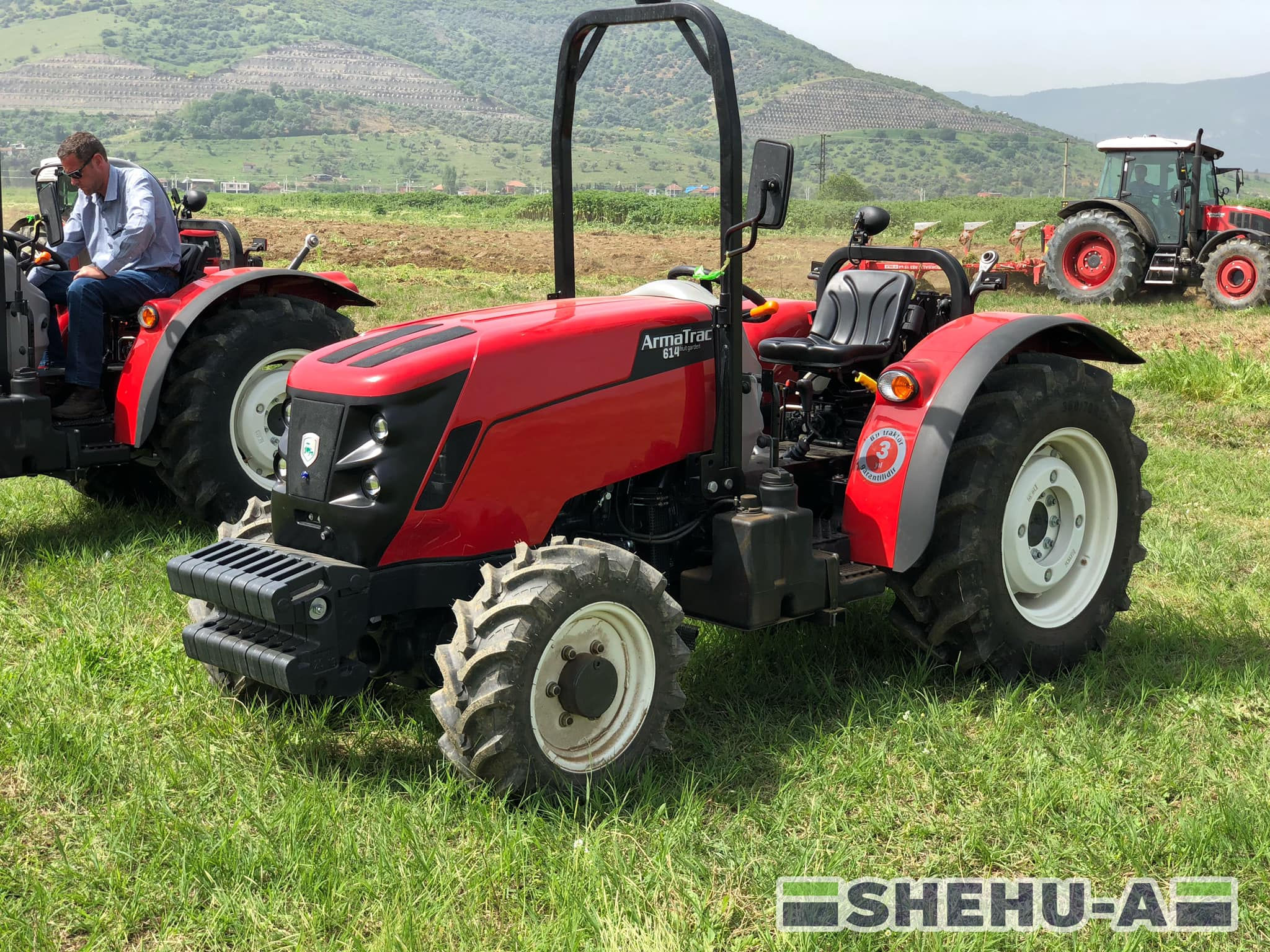 Tractor Armatrac 614 Fruit Garden - 58min-62max CP