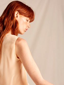 Copia de A.Schelesser_Flora1687