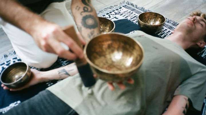 MIKA BENJAMIN SOUND HEALING 1-1