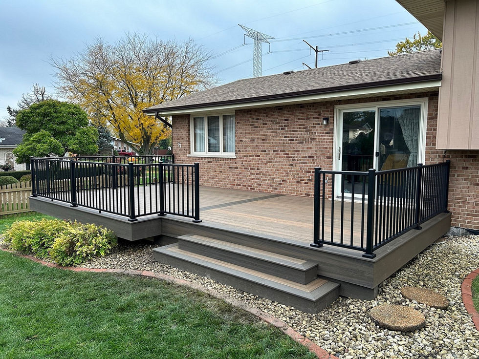 Trex composite decking and Westbury aluminum railing in Home Glen, IL.jpg