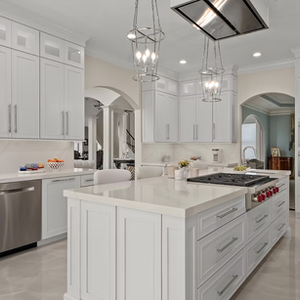 Lynnfield White Kitchen