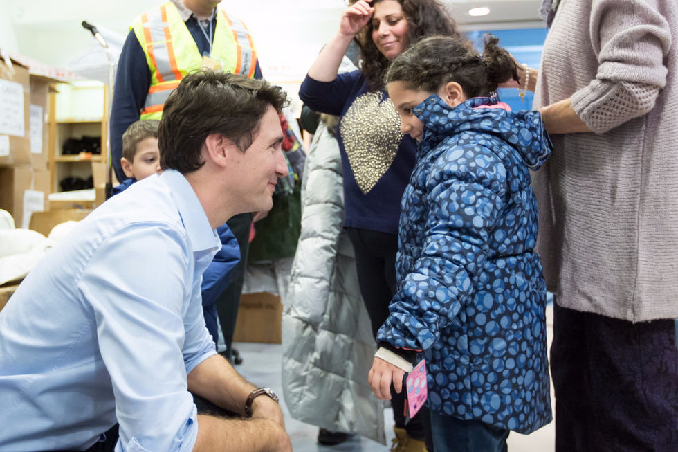Trudeau Welcomes Refugees Rejected By Trump #WelcomeToCanada