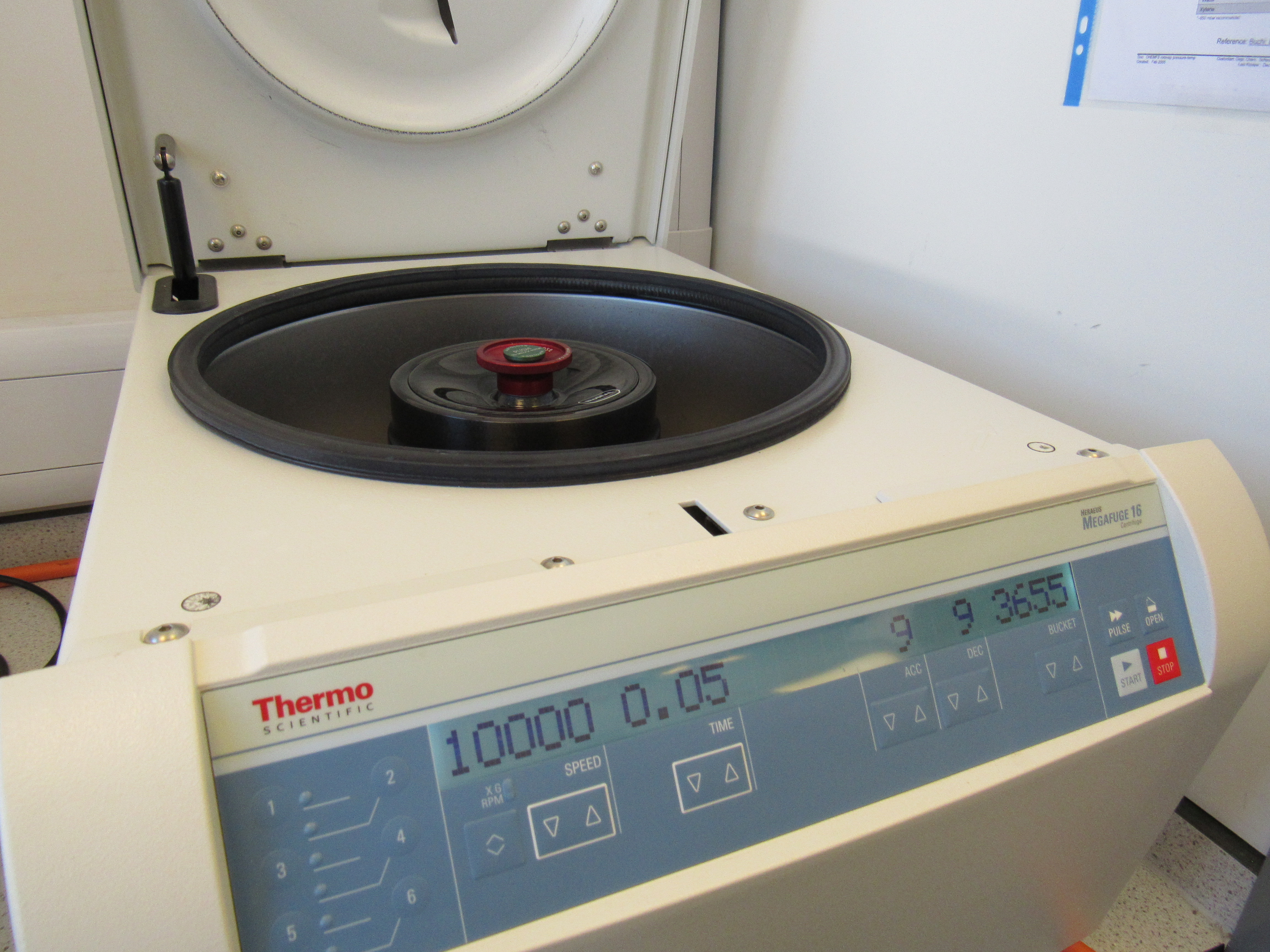 Centrifuge