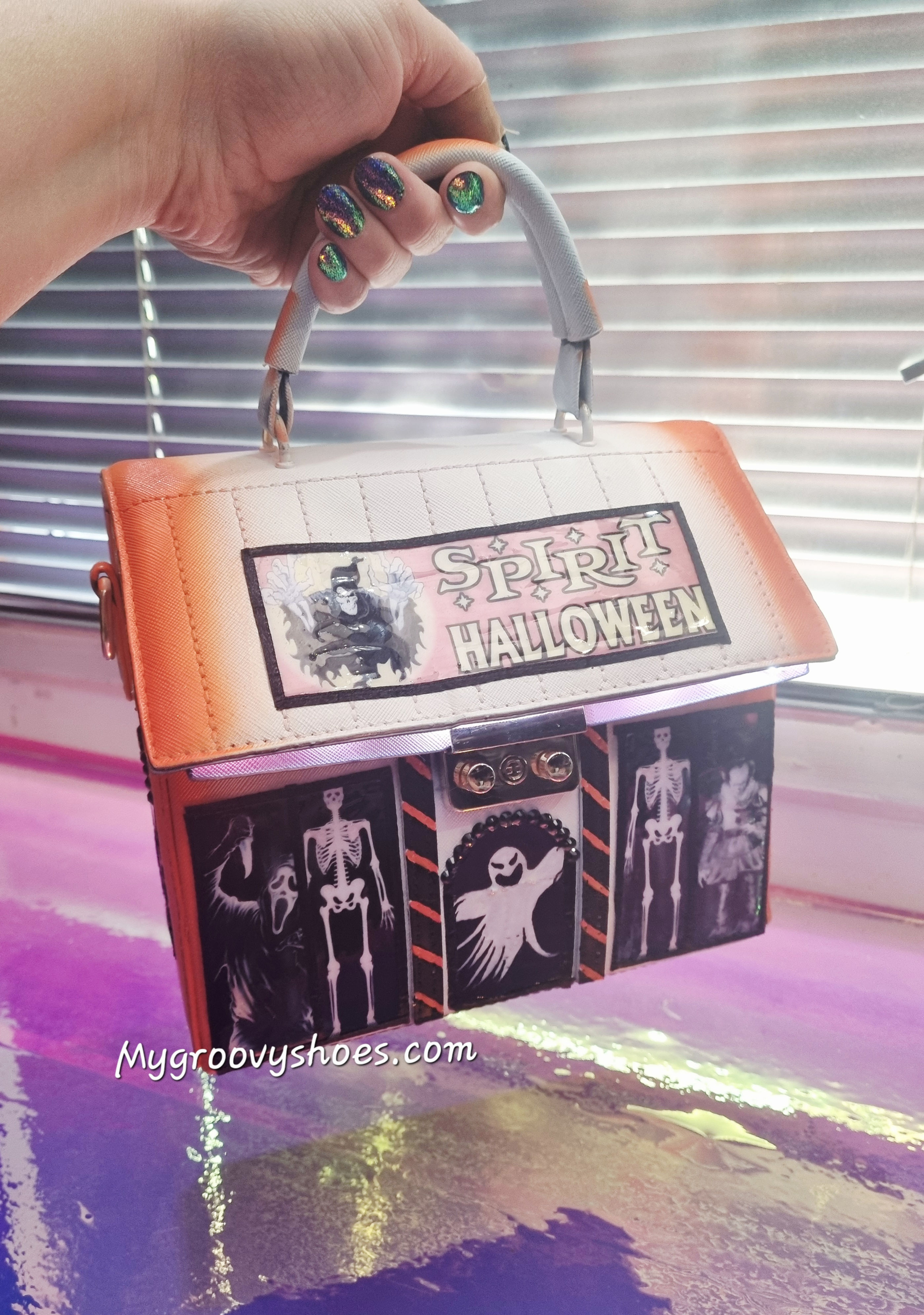 Spirit Halloween light up bag