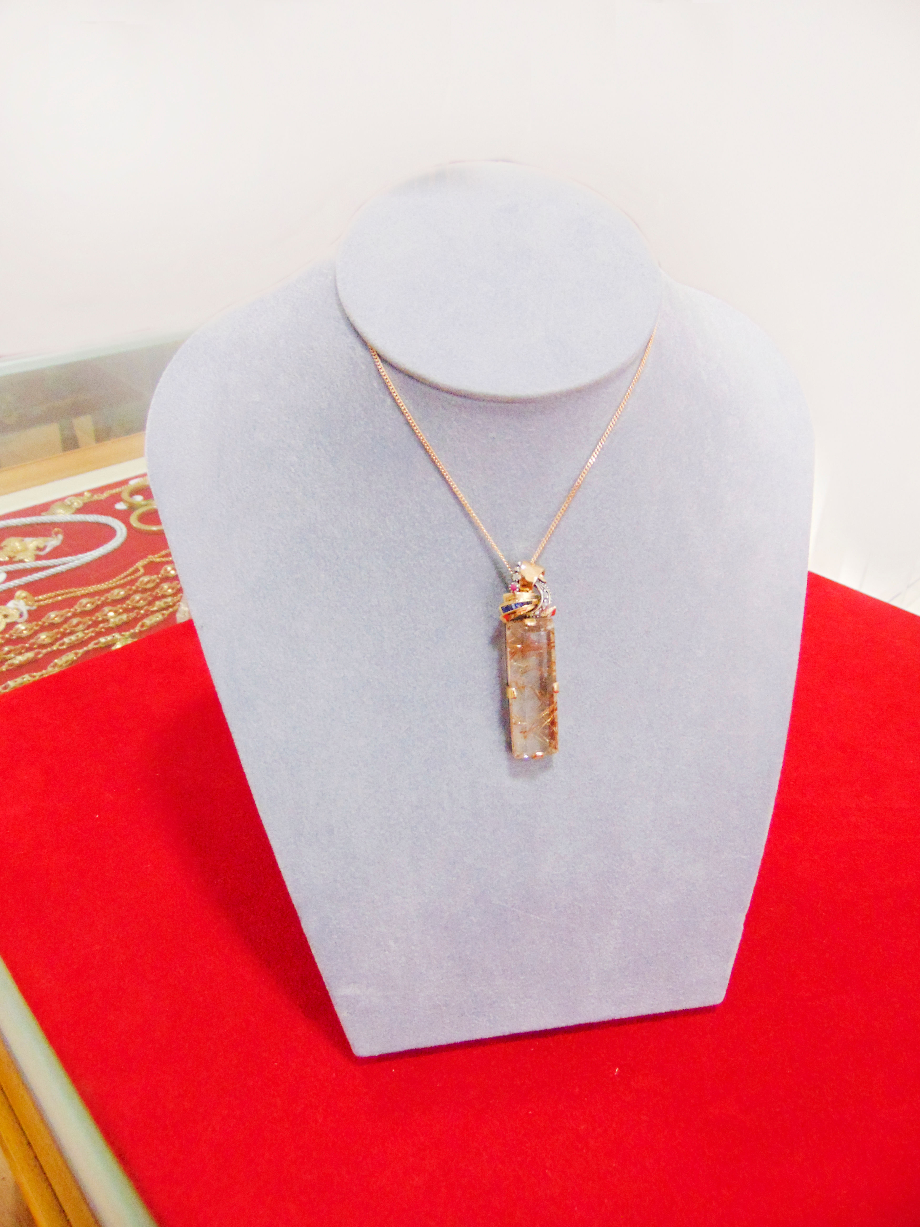 Fio ouro com pingente diamante oval