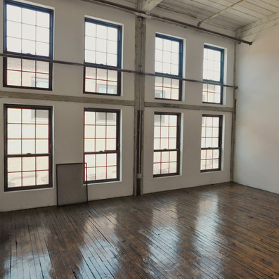 Studio 25-240