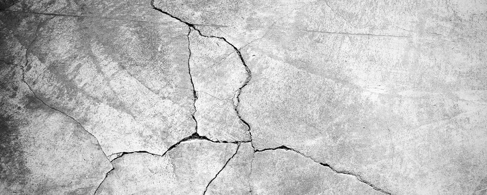 cracked concrete foundation