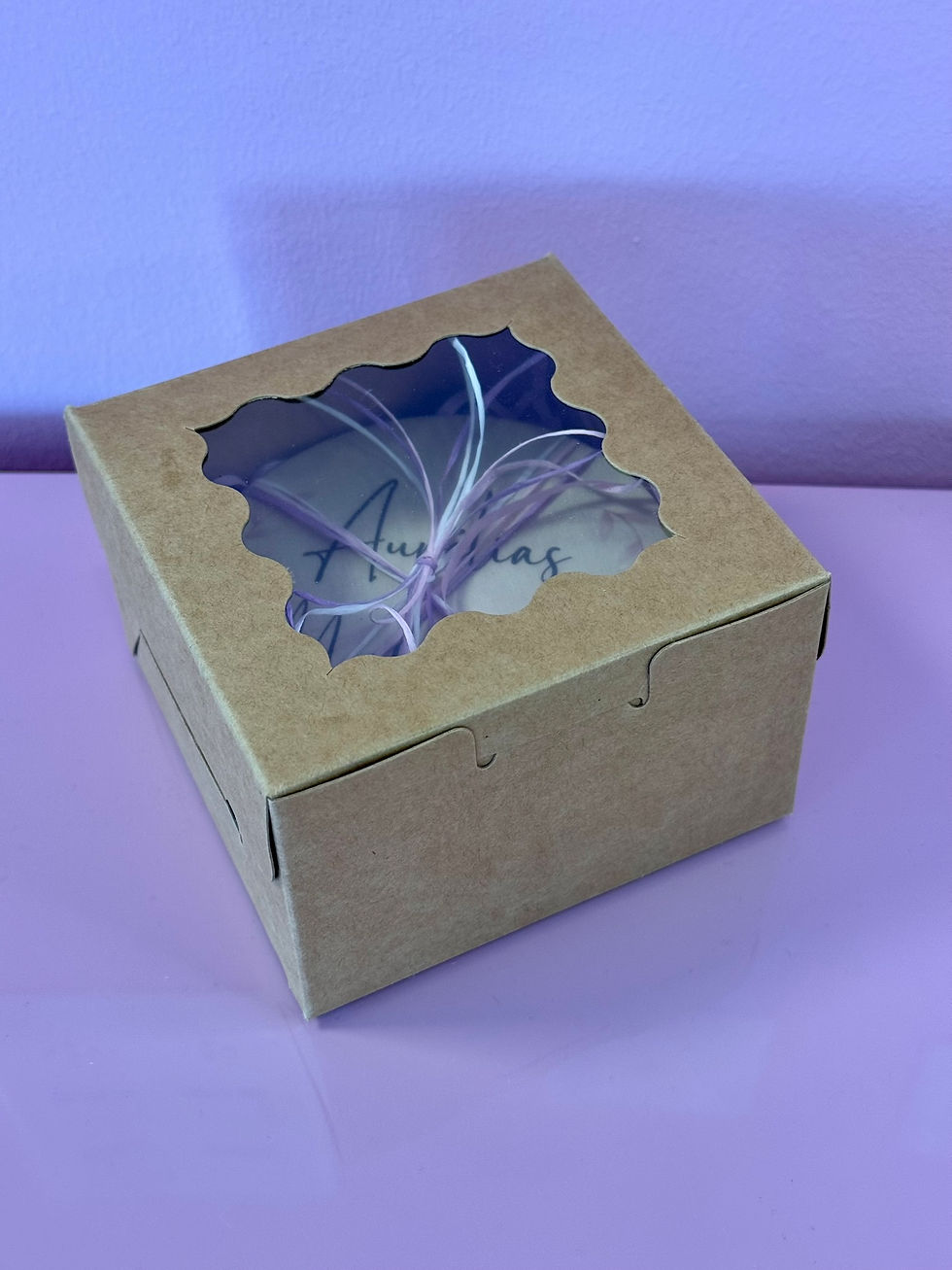 Miniaturbild: Meilensteinkarten aus Holz mit süssen Tiermotiven und Aufschriften wie „1 Monat“ oder „1 Jahr“ – liebevoll gestaltet für Baby