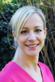 Dr. Leen Thijs