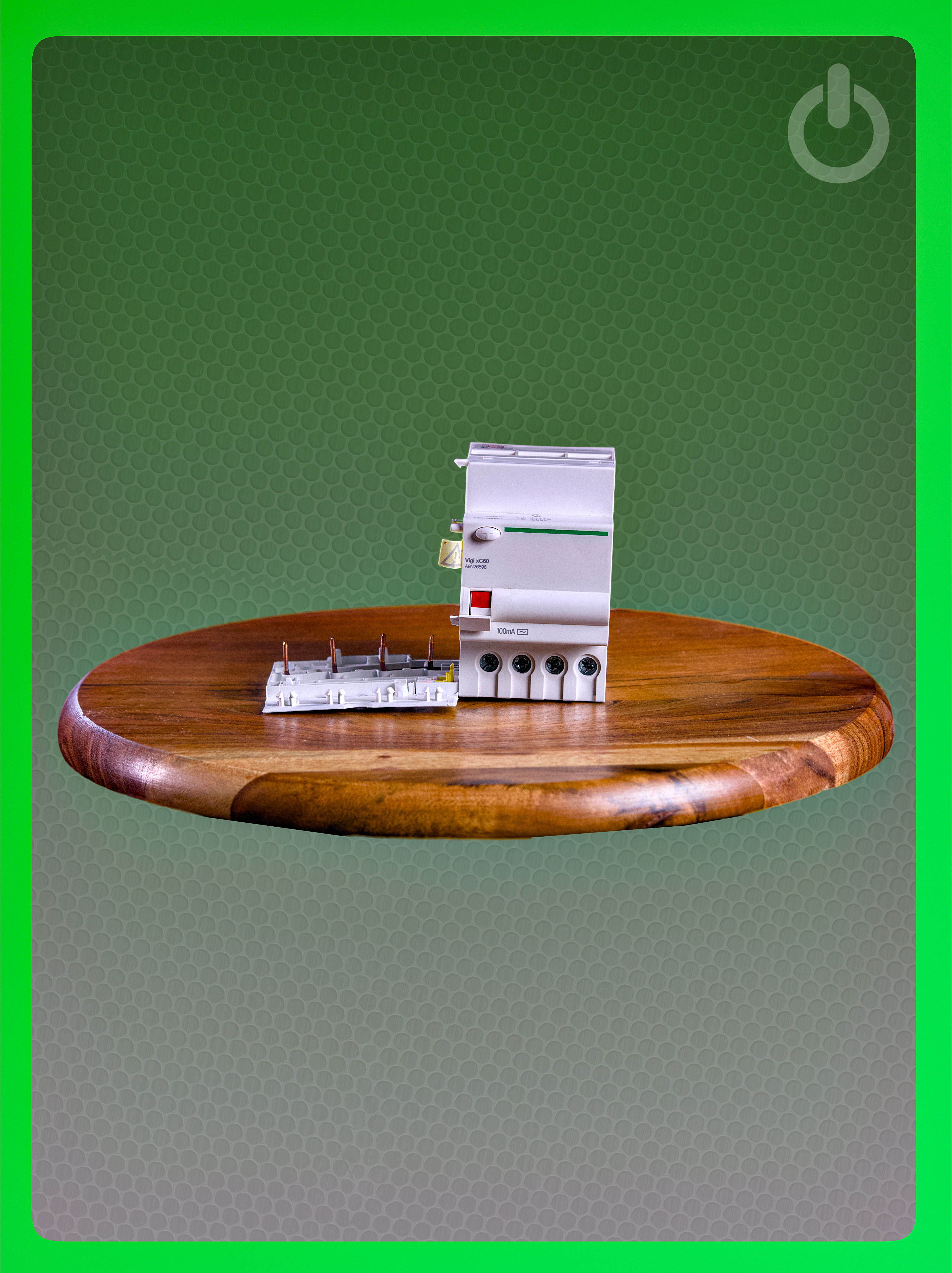 VIGI XC60 4P 25A AC 100MA front