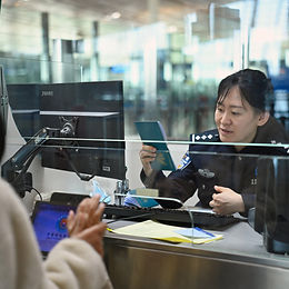 The number of inbound and outbound foreigners at Beijing ports this year exceeded 1 million