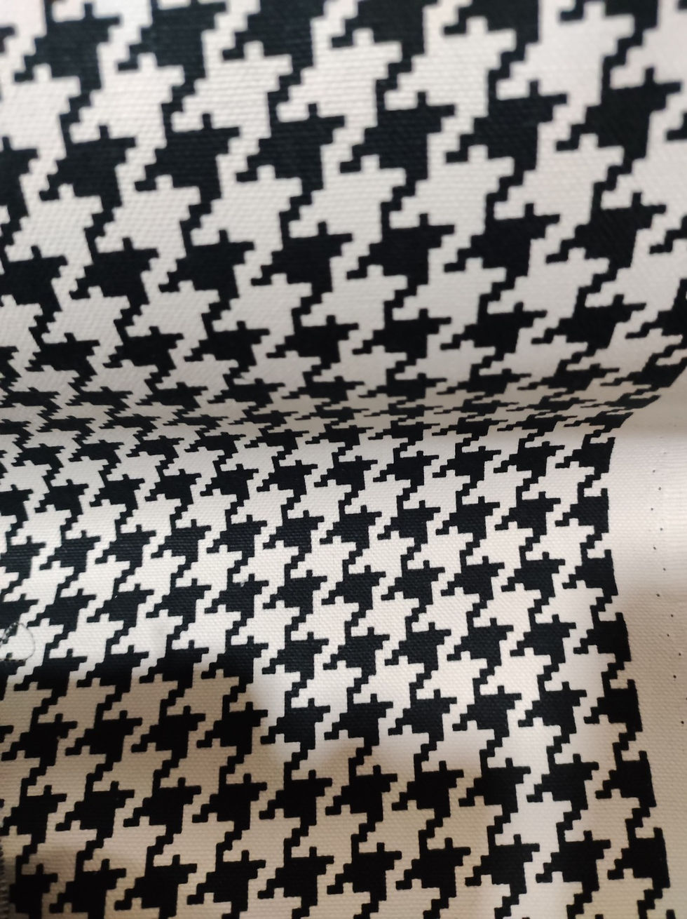 Loneta Pata de gallo (B&W)