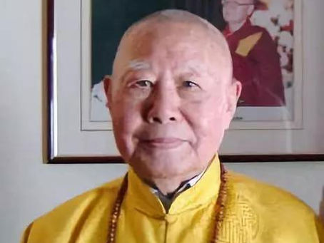 享誉全世界的汉人拉然巴格西洛桑珍珠仁波且拜南无第三世多杰羌佛为师