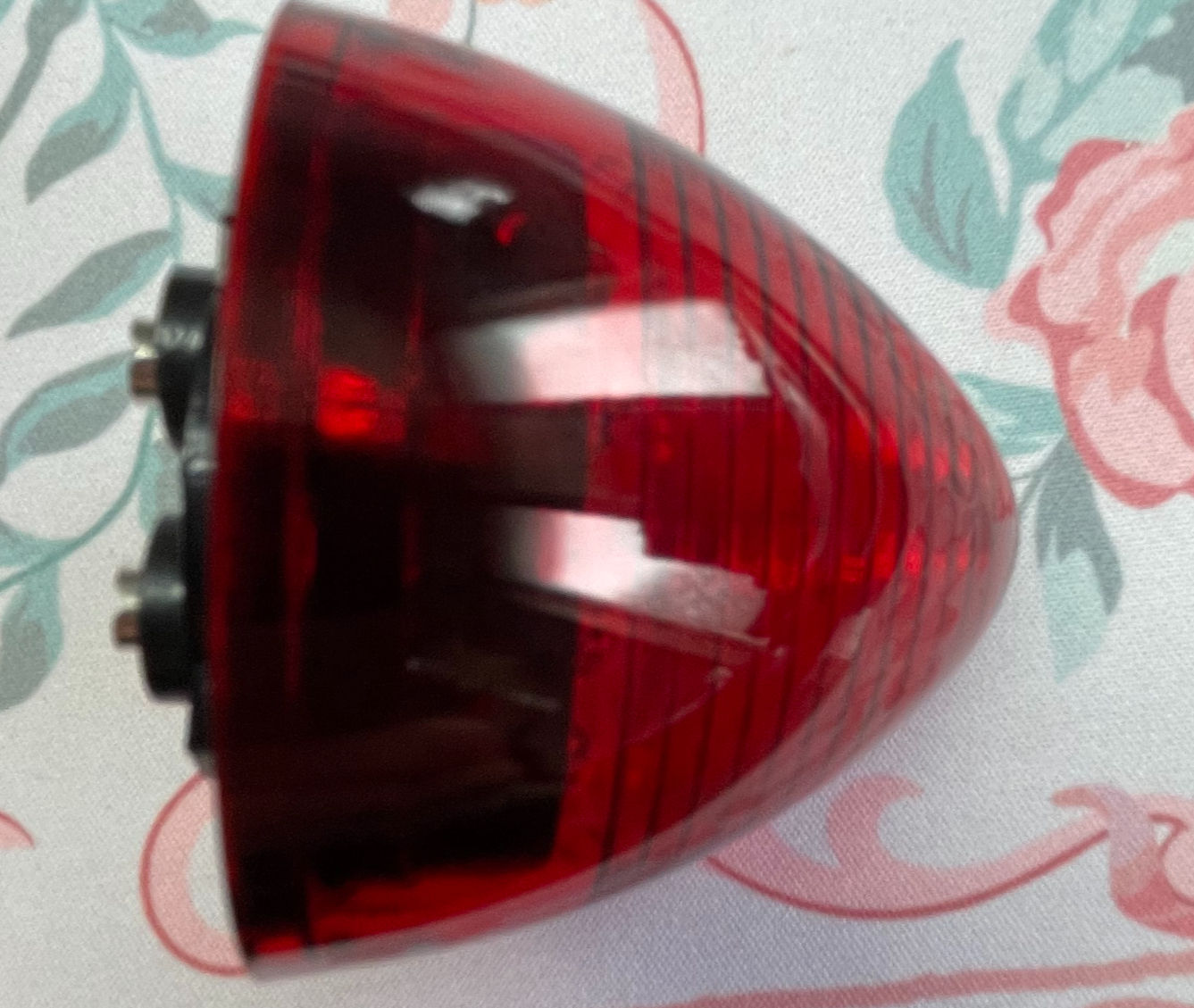 Red LED Beehive Style Marker/Clearance Light- 423108