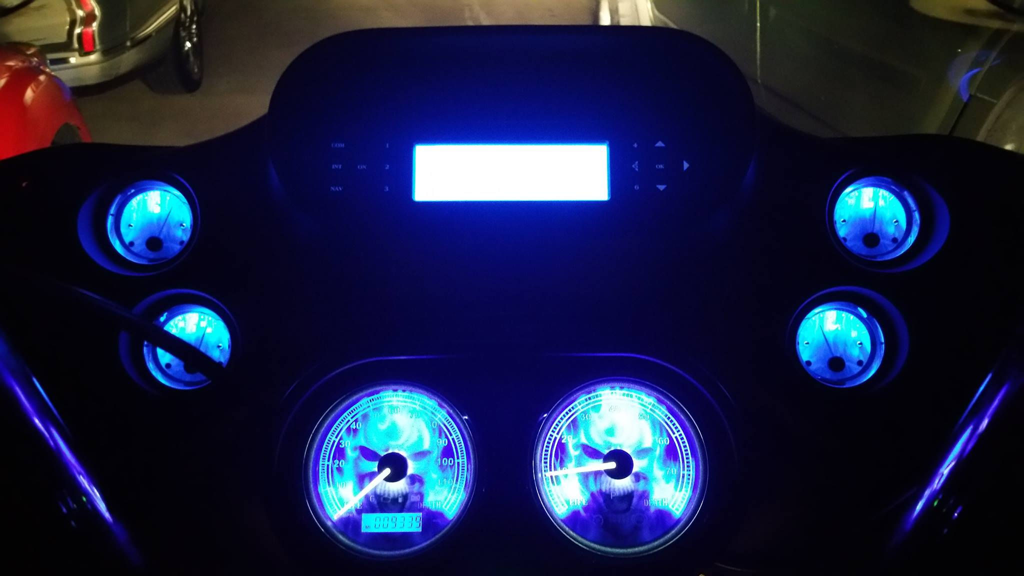 04-13 Harley Touring 6 Gauge