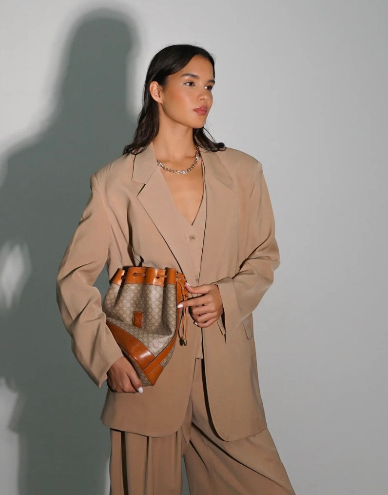 תמונה ממוזערת: ג׳קט מאסימו 