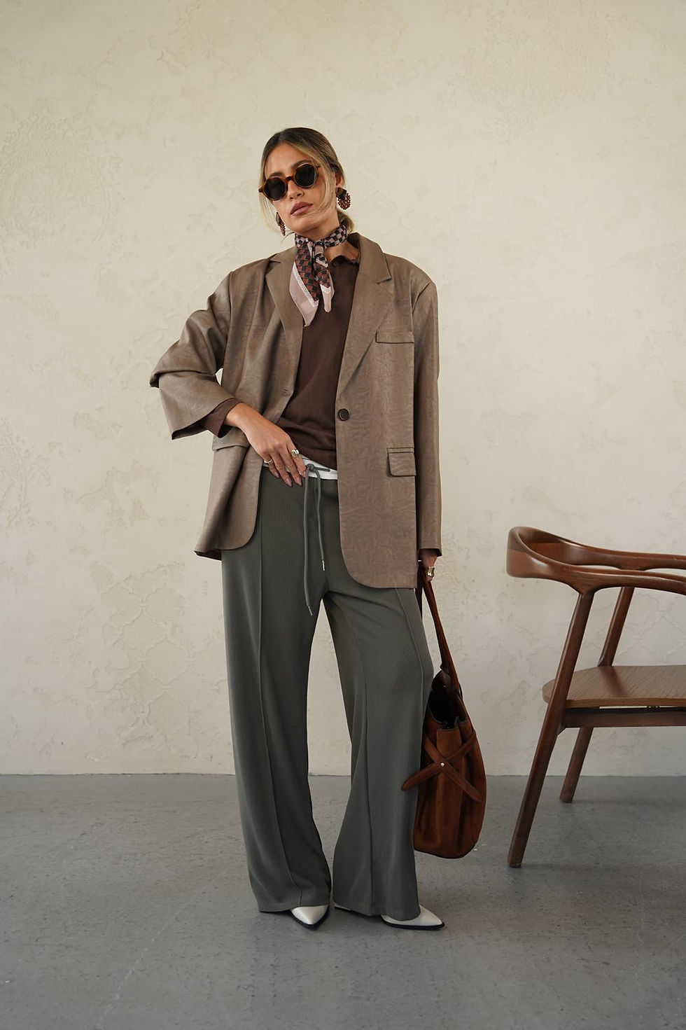 תמונה ממוזערת: ג׳קט נינה