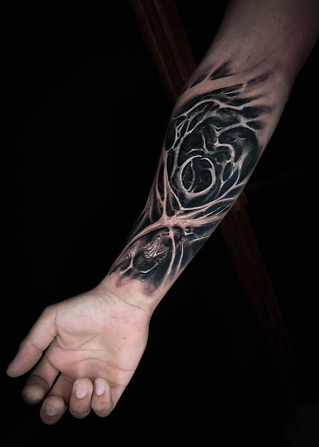 BRUNO.MORETTI.TATTOO.ARTIST.COLORADO.DENVER.USA.UNITED.STATES.ARGENTINA.BLACK.AND.GREY.DAR